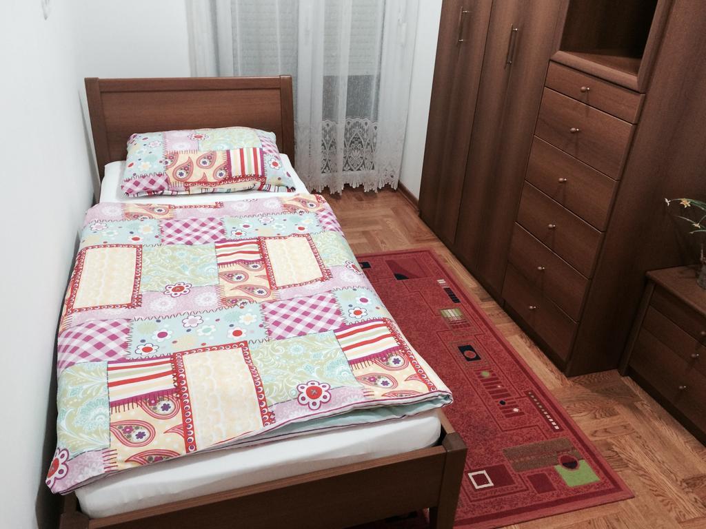 Guest House Seperic ياستريبارسكو المظهر الخارجي الصورة