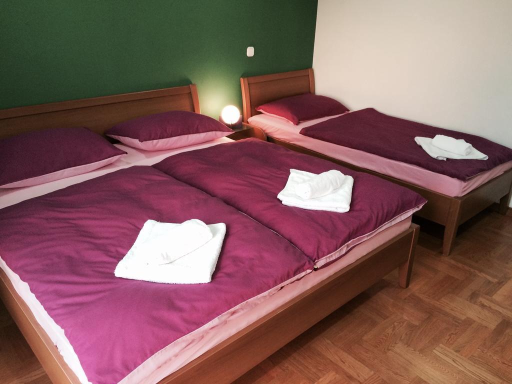 Guest House Seperic ياستريبارسكو المظهر الخارجي الصورة