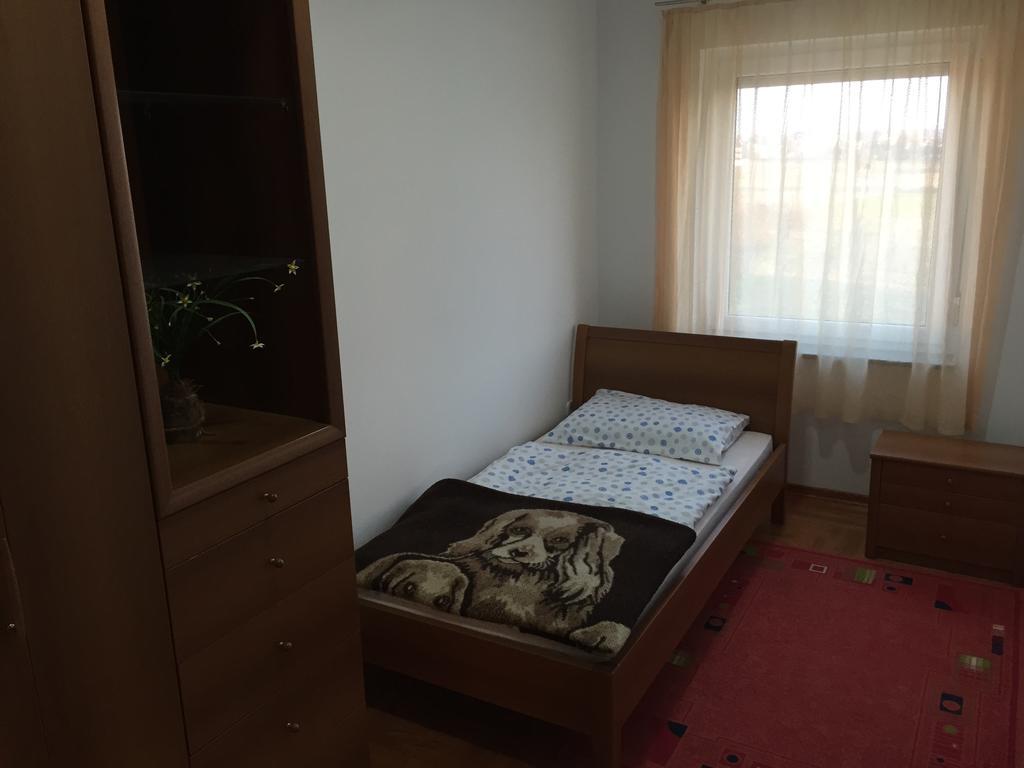 Guest House Seperic ياستريبارسكو الغرفة الصورة